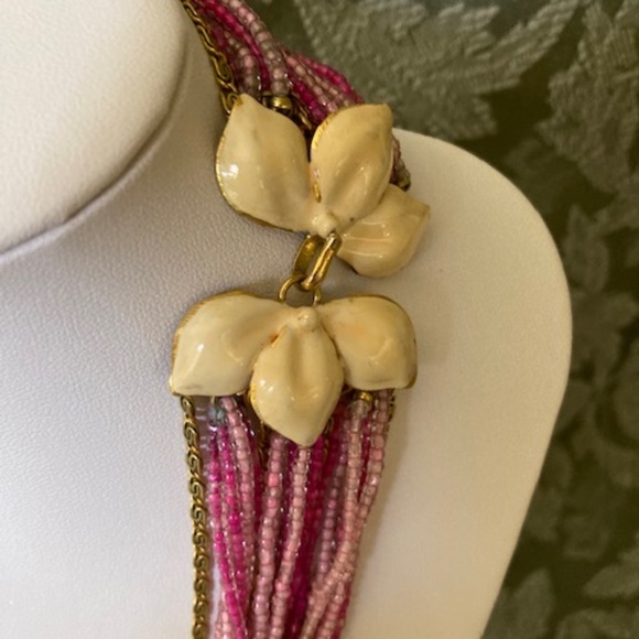 1940's Sandor Multi Strand Bead Necklace - Picture 3 of 12